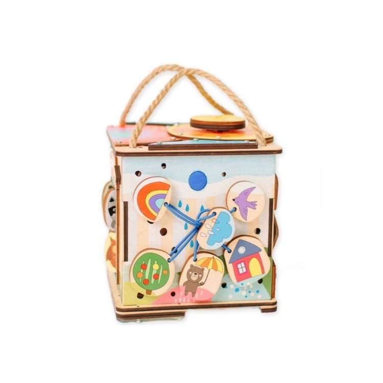 Образователен куб с LED осветление за пътуване