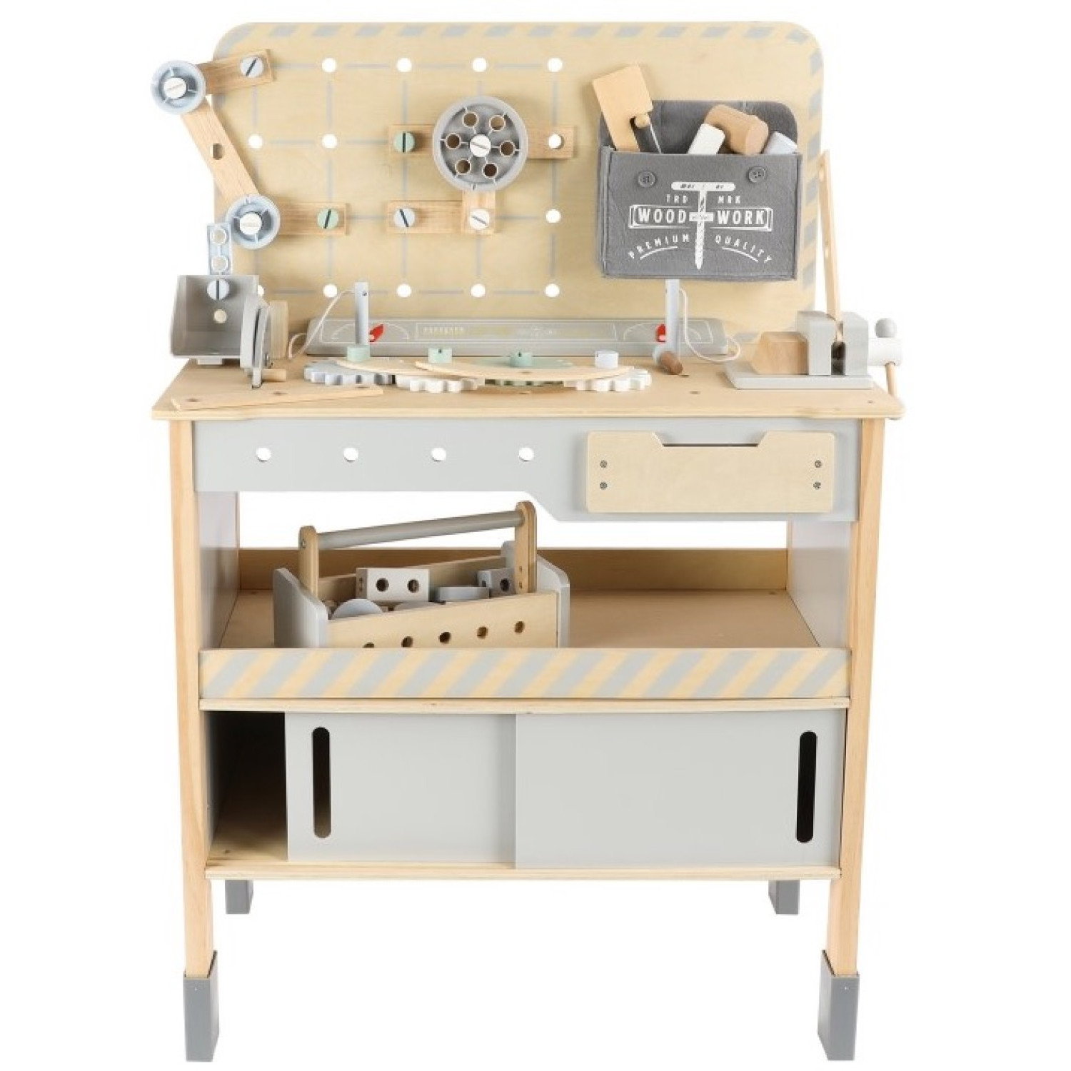 Дървена работилница с инструменти и кран + колан за инструменти