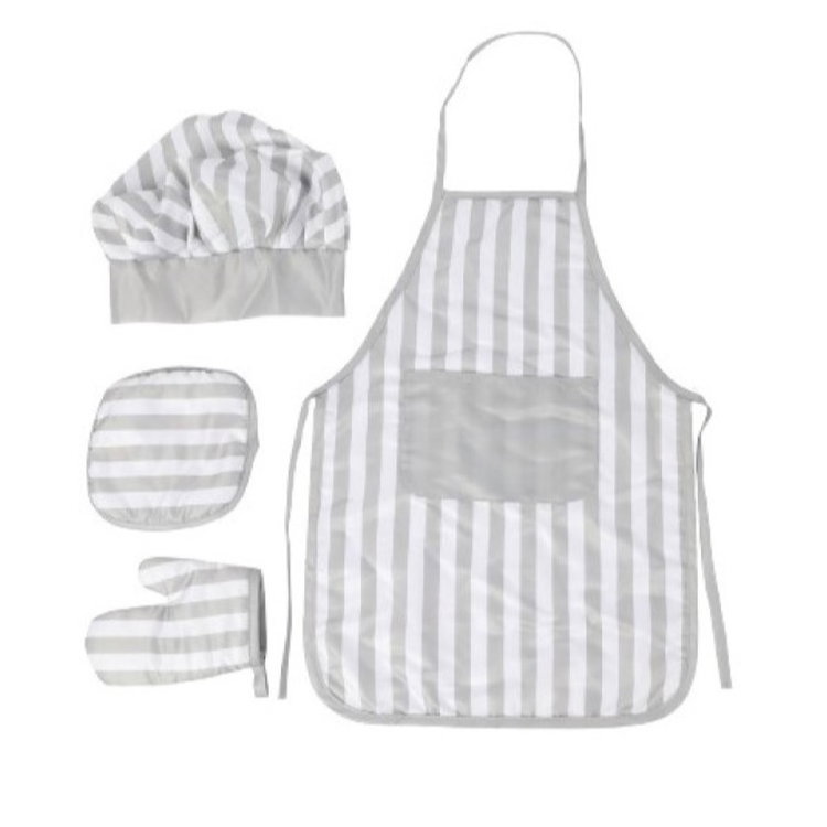 Детска дървена кухня с аксесоари Класик + комплект за готвач