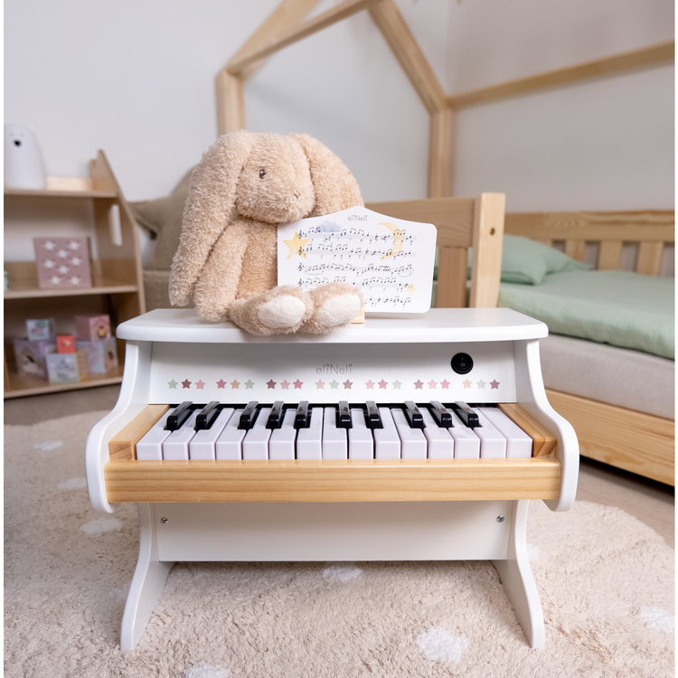 Дървено детско пиано