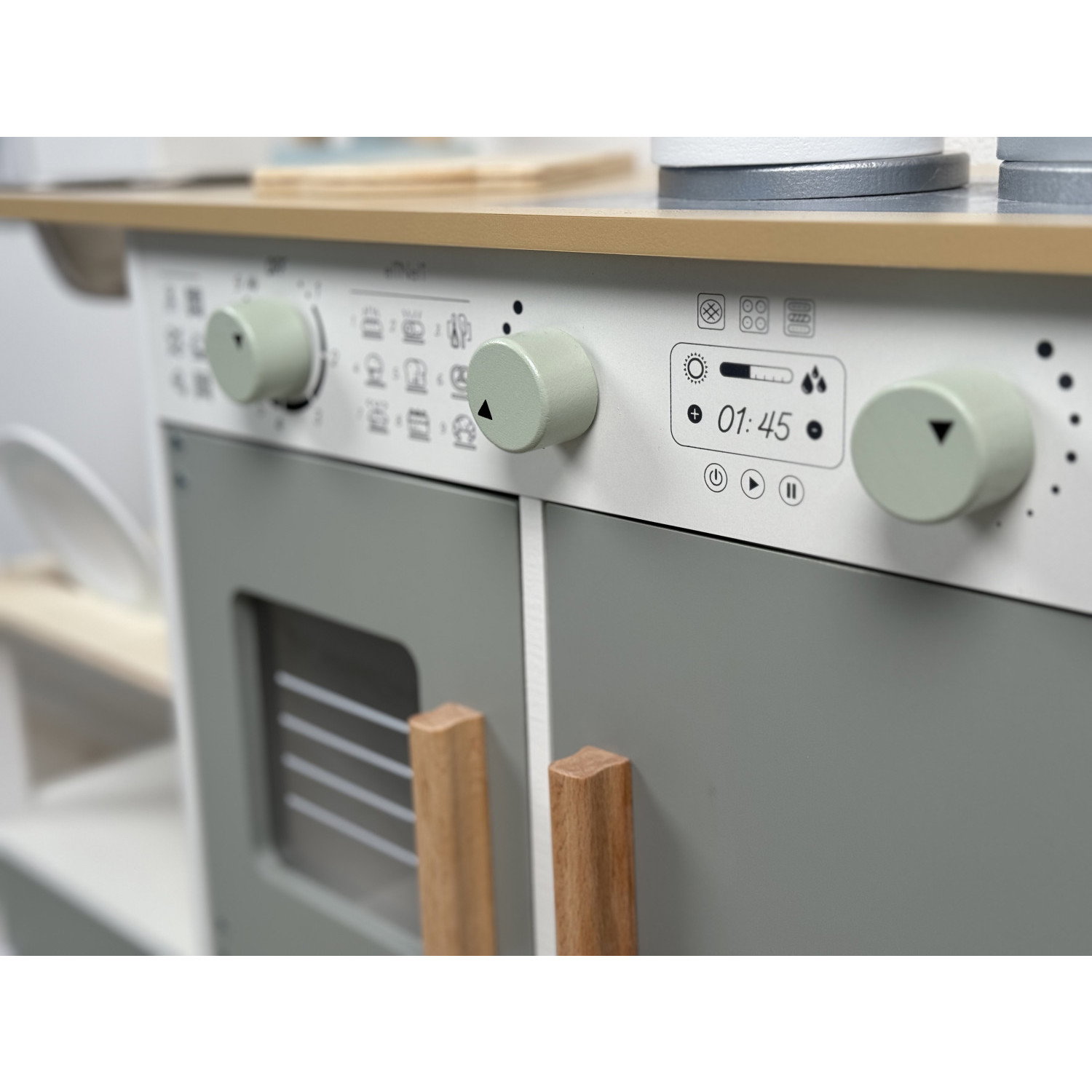 Детска дървена кухня с аксесоари Ели