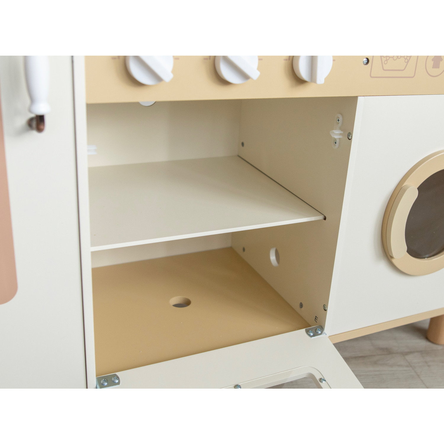 Детска дървена кухня с аксесоари и звукови ефекти