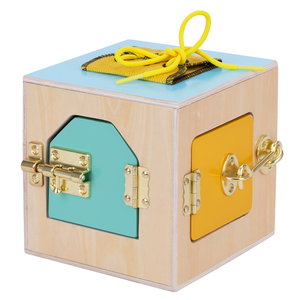 Занимателен куб Монтесори