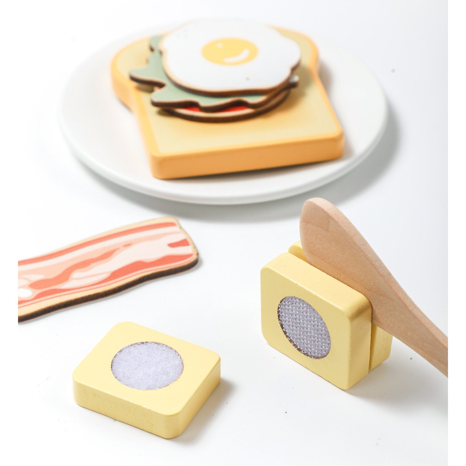 Дървен тостер с аксесоари