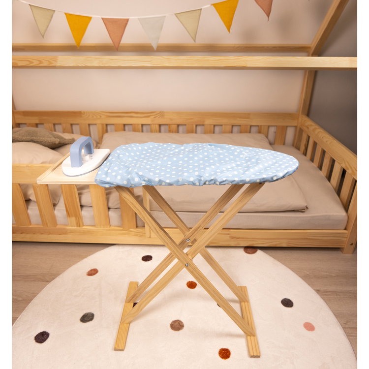 Детска дъска за гладене с ютия