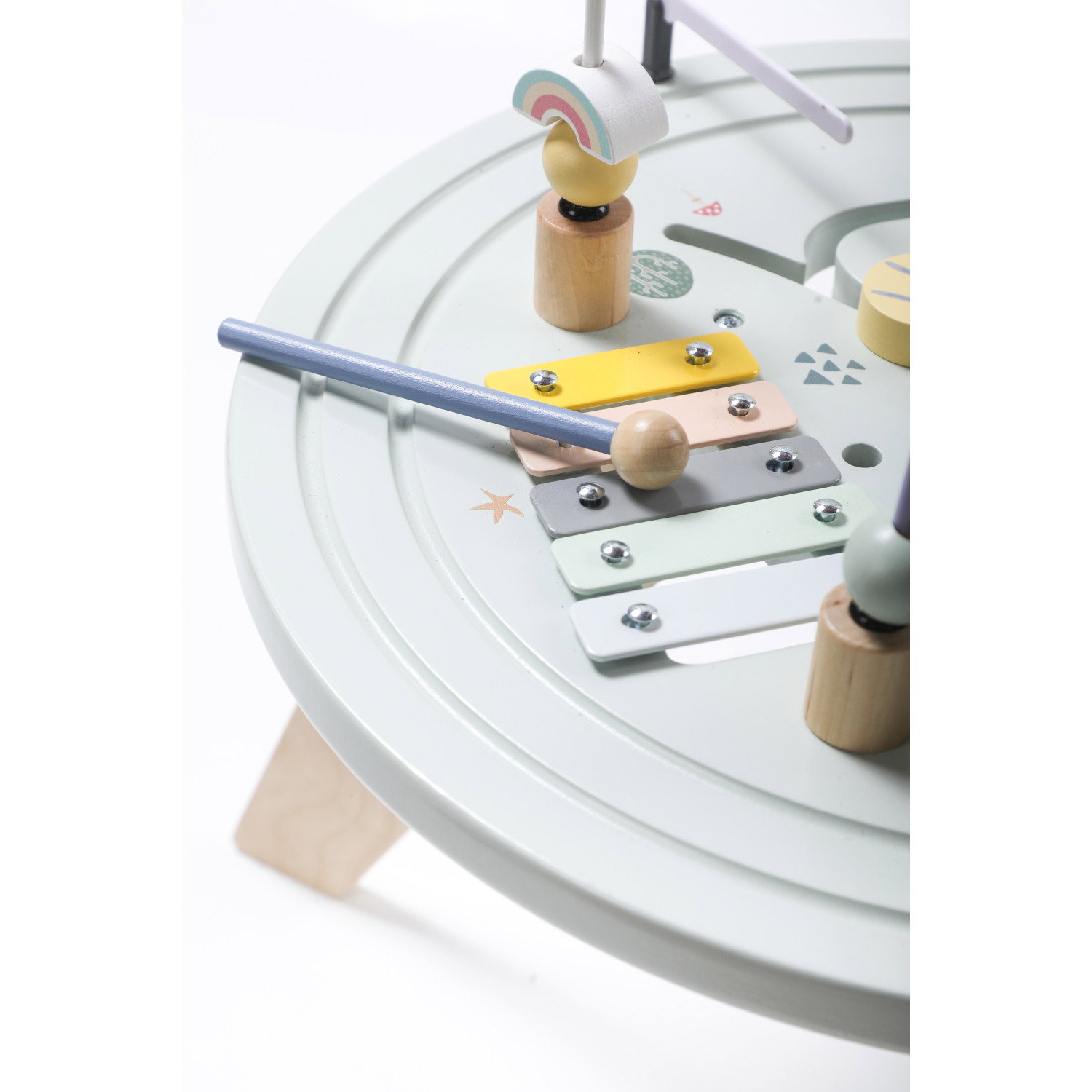 Многофункционална маса с активности