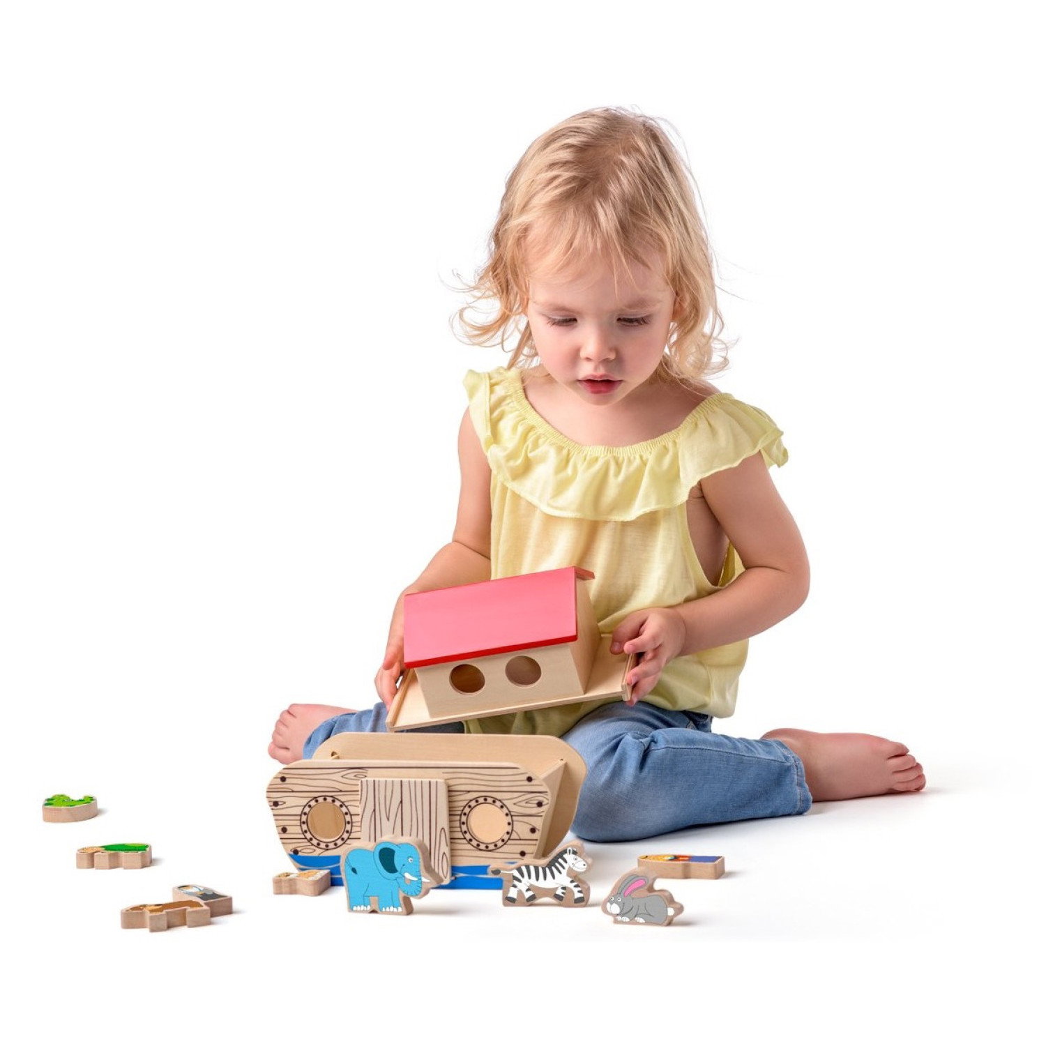 Дървен кораб с животни Ной