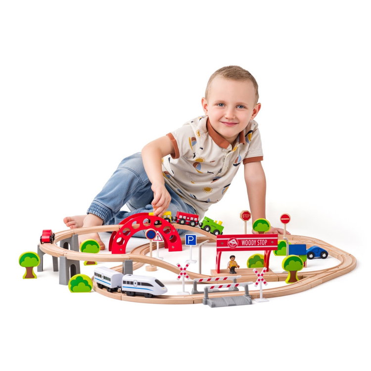 Комплект дървен влак и електрически локомотив, 60 части