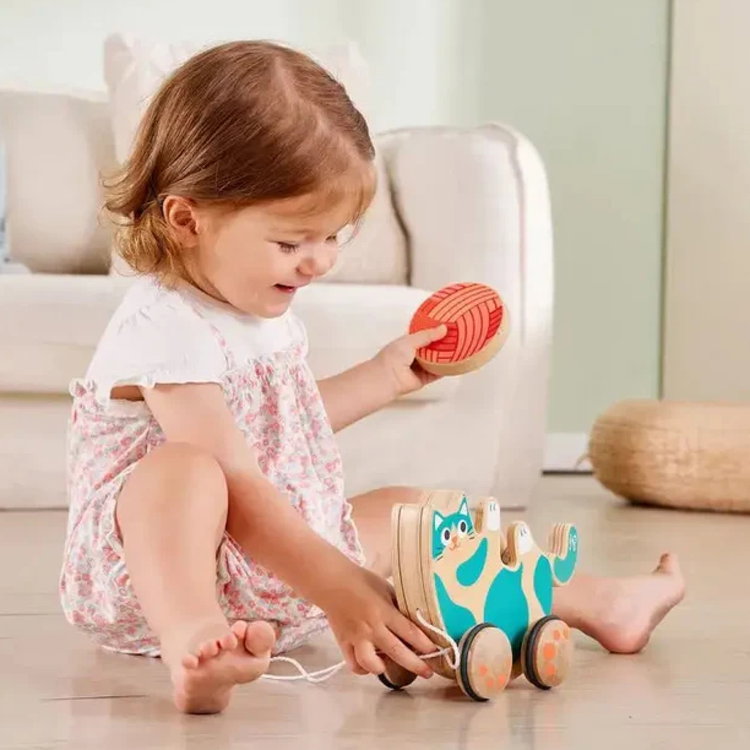 Дървена играчка за дърпане Коте, Hape