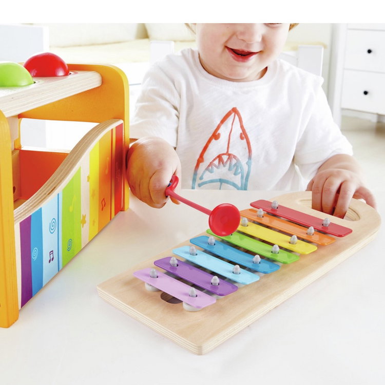 Дървена масичка с чукче и ксилифон, Hape