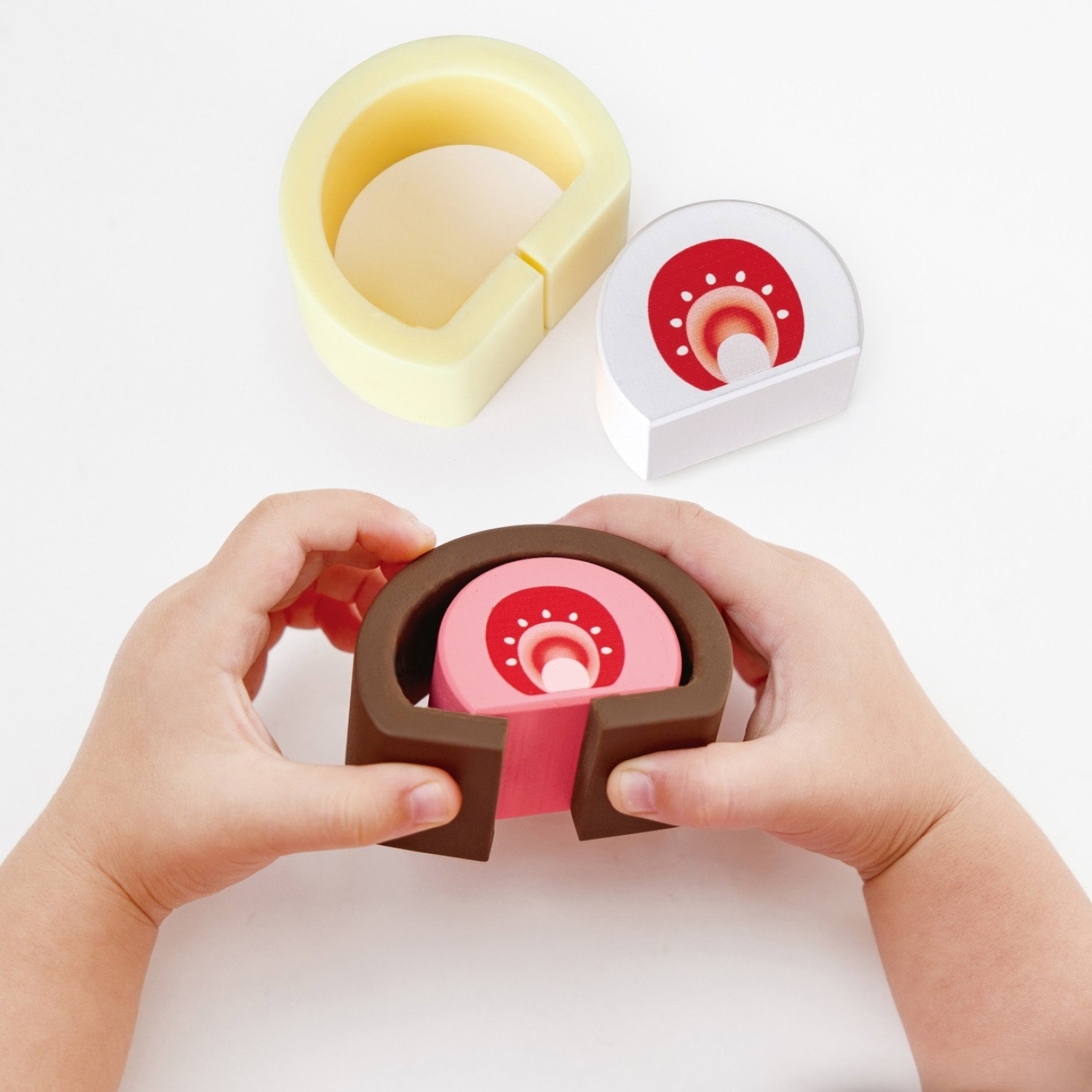 Дървен комплект Ягодов десерт, Hape