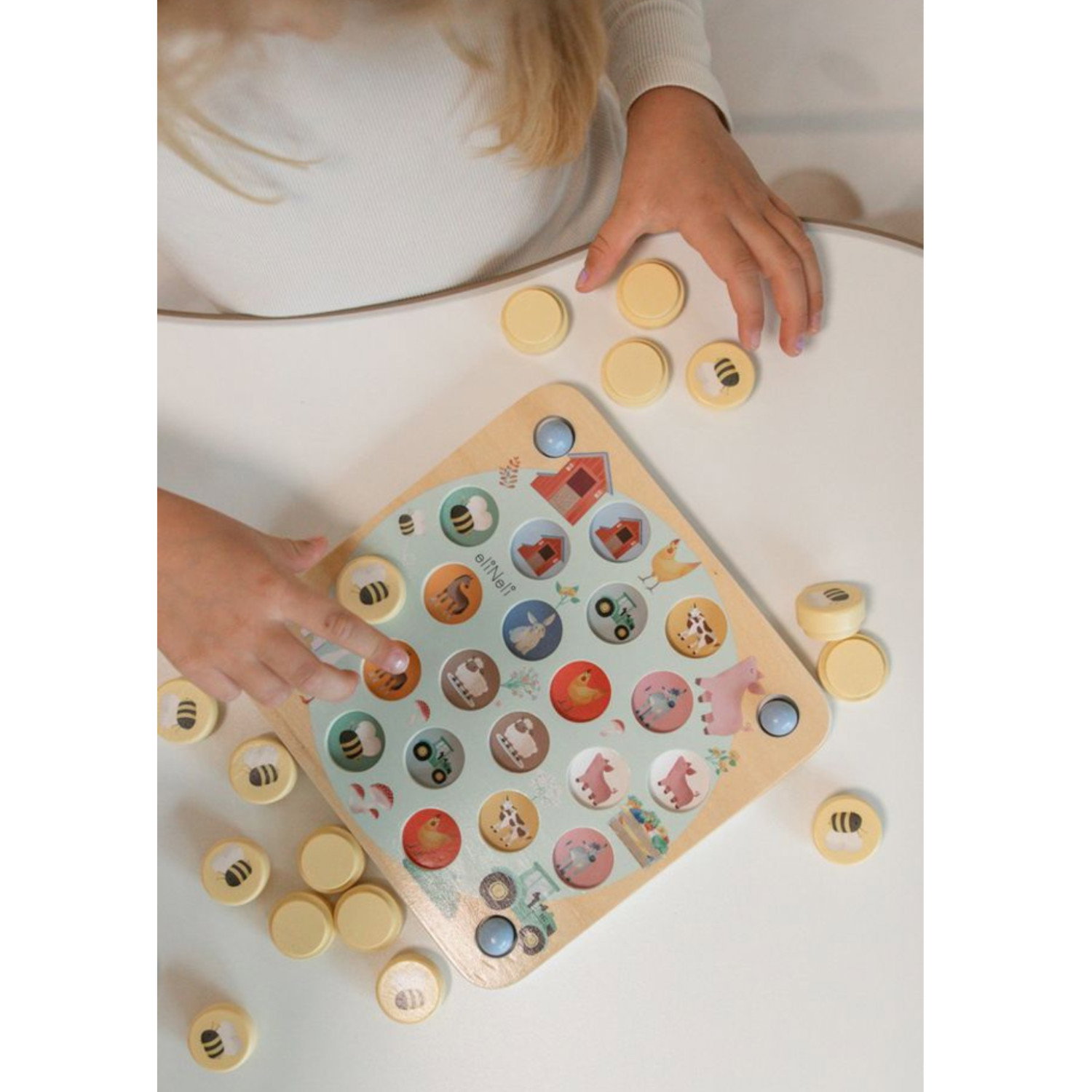 Дървена мемори игра 10 в 1 Пчелички