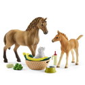 Комплект Кобила с жребче и дете, Schleich