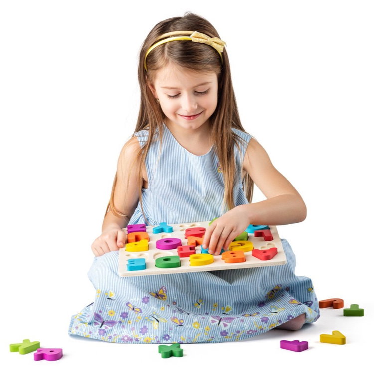 Дървен пъзел Английската азбука - главни букви