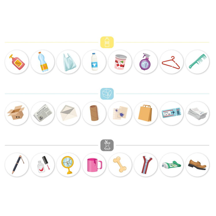 Дървена кухня с аксесоари и черна дъска