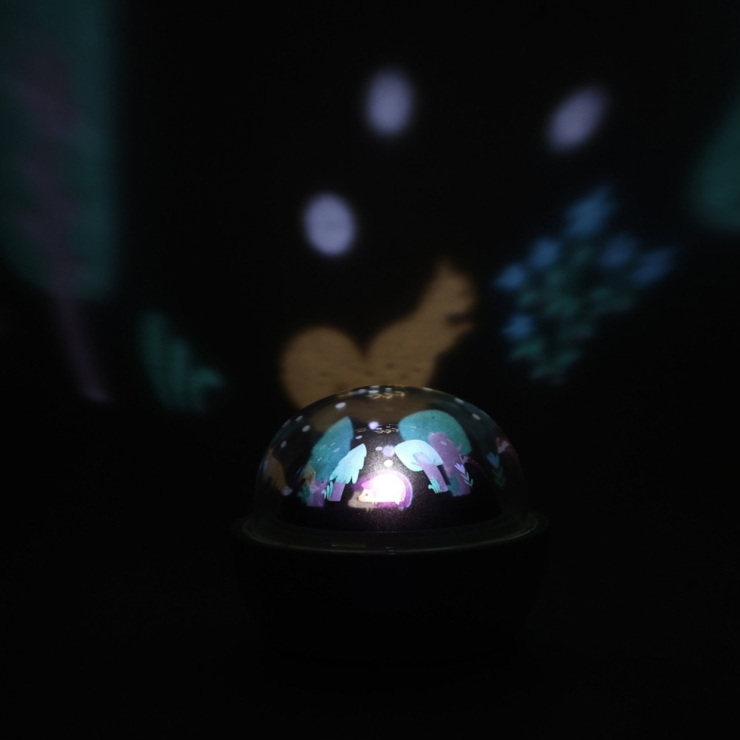 Плюшено мече с проектор за спокоен сън