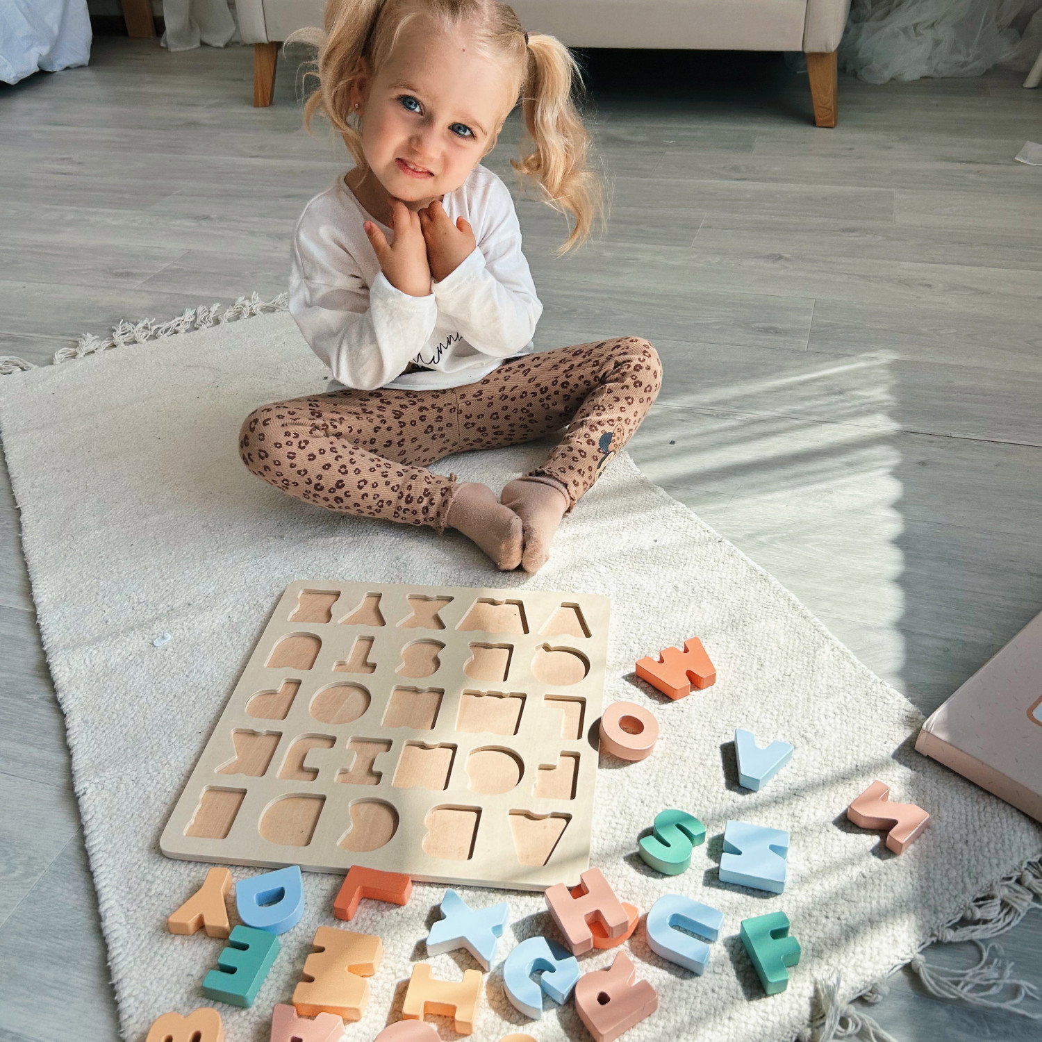 Дървен пъзел Английската азбука - главни букви