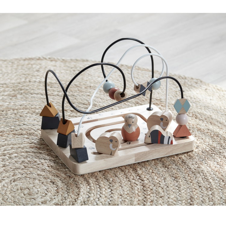 Дървен лабиринт с мъниста и фигурки