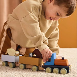 Дървено влакче с животни от фермата