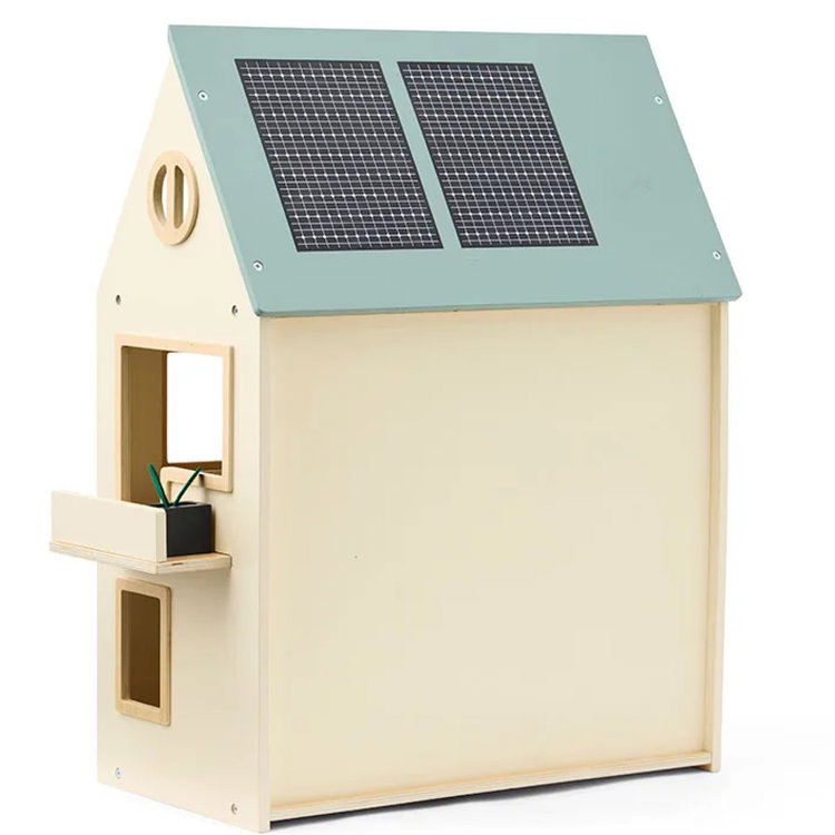 Дървена къща за кукли с мебели