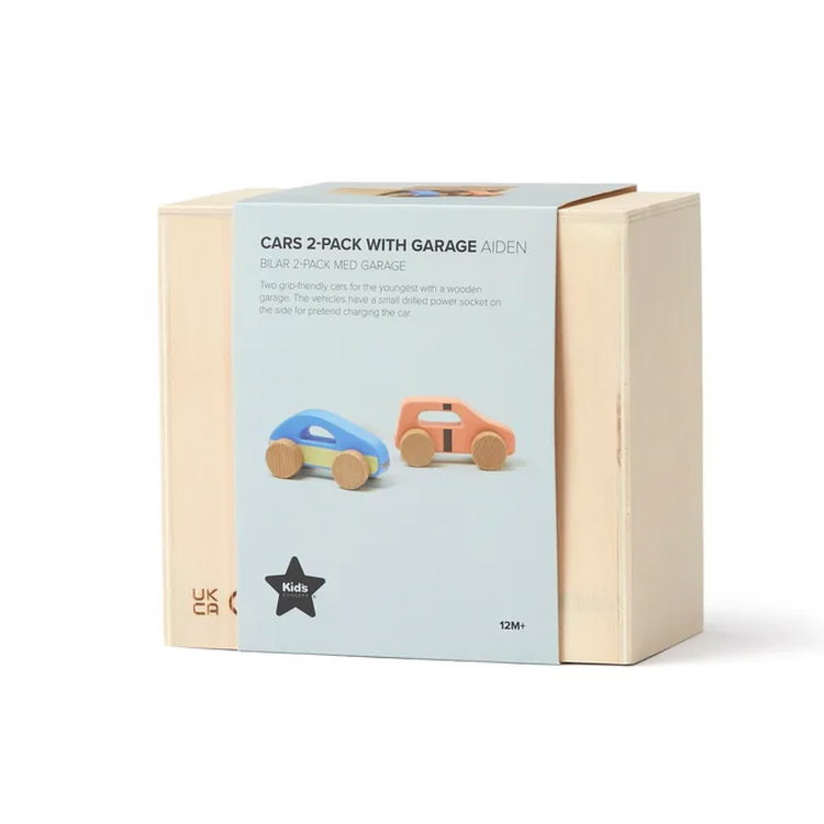 Дървен комплект от 2 колички с гараж