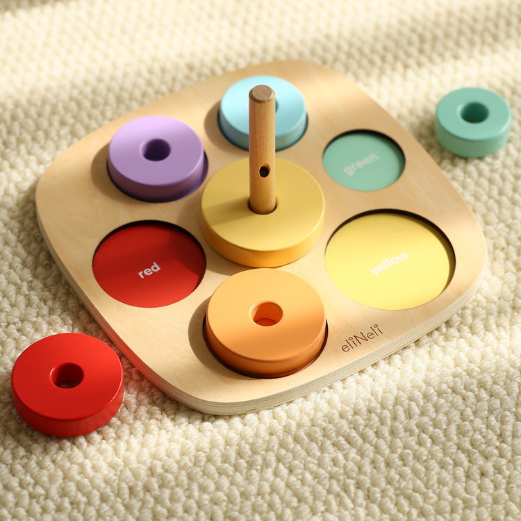 Моторна играчка за изучаване на цветовете