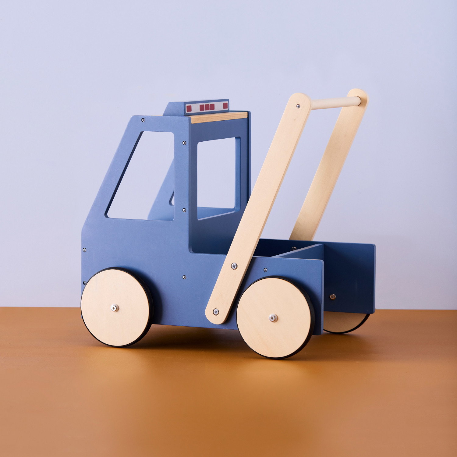 Дървена проходилка Камионче