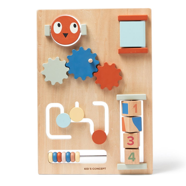 Дървена проходилка с активен панел