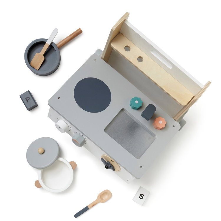 Детска преносима кухня