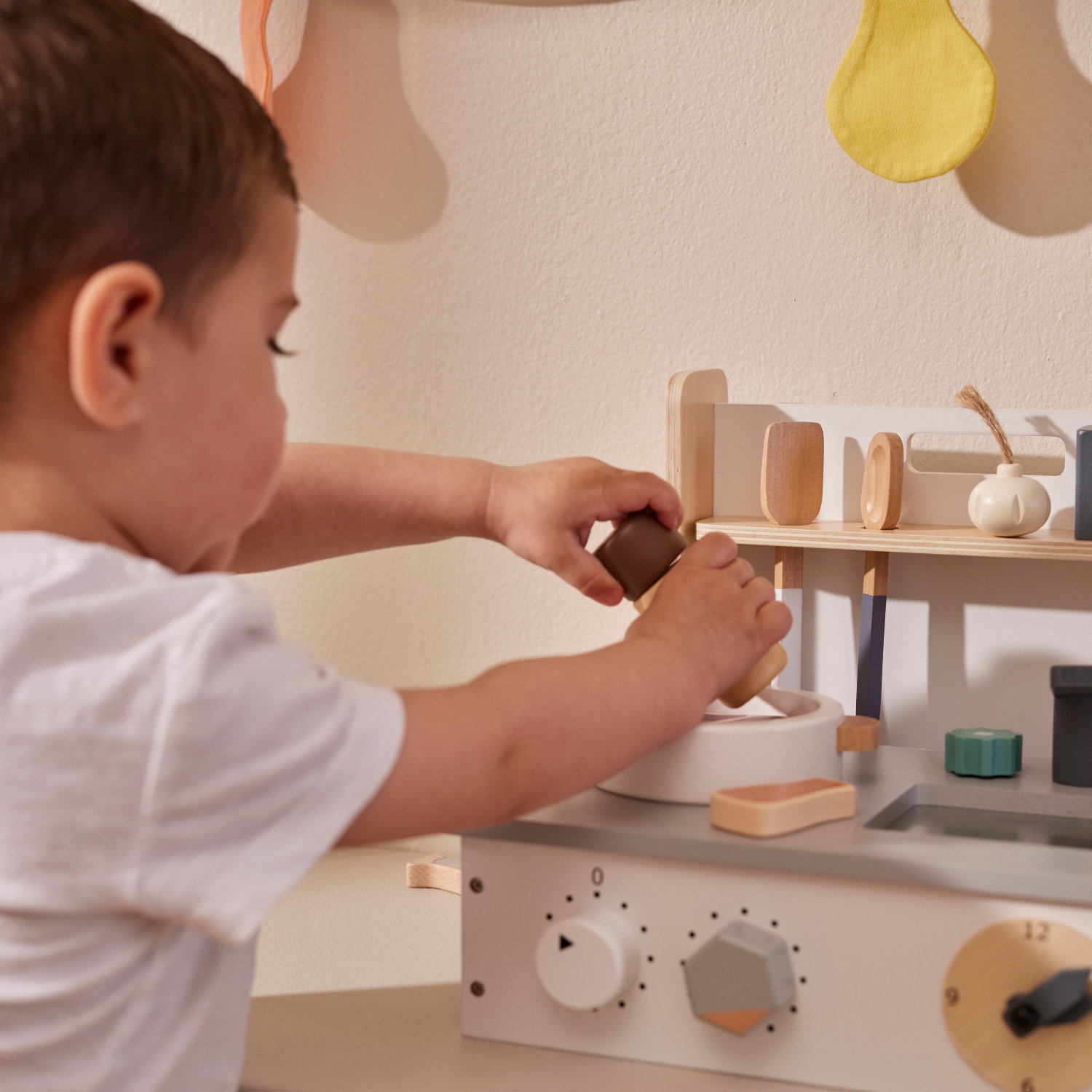 Детска преносима кухня