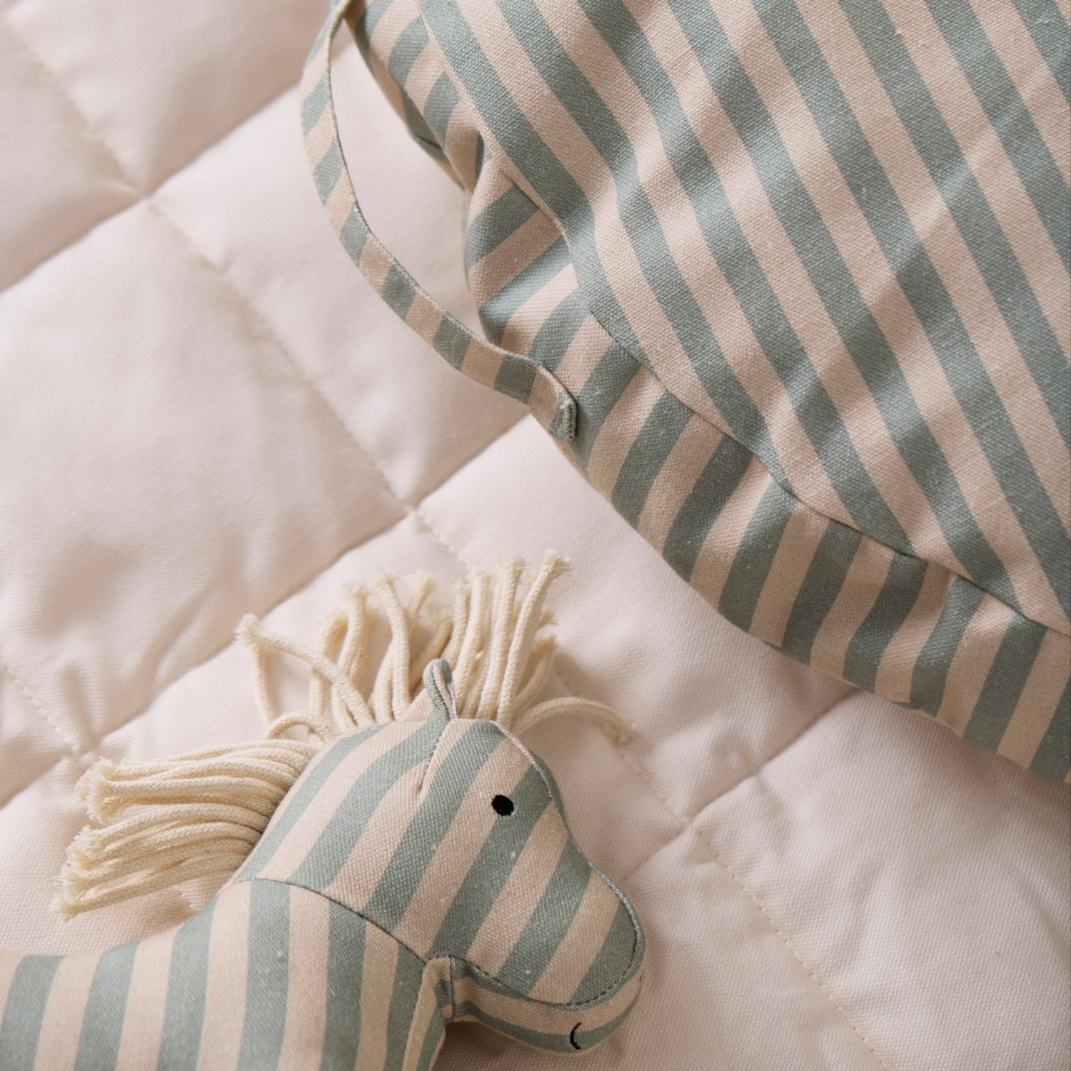 Плюшена играчка Кончето Сам