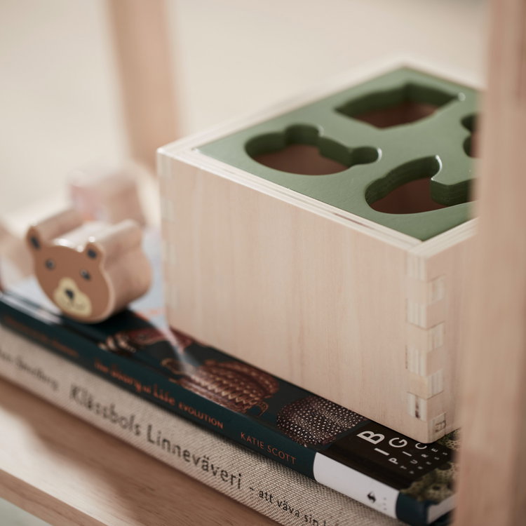 Дървена кутия - сортер Диви животни