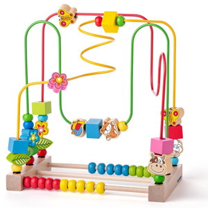 Голям лабиринт със сметало и фигурки