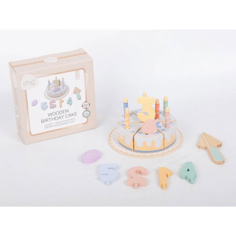 Дървена торта Рожден Ден